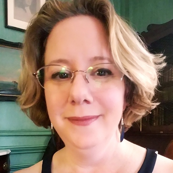 Meet your Posher, Deborah - Picture 6 of 6